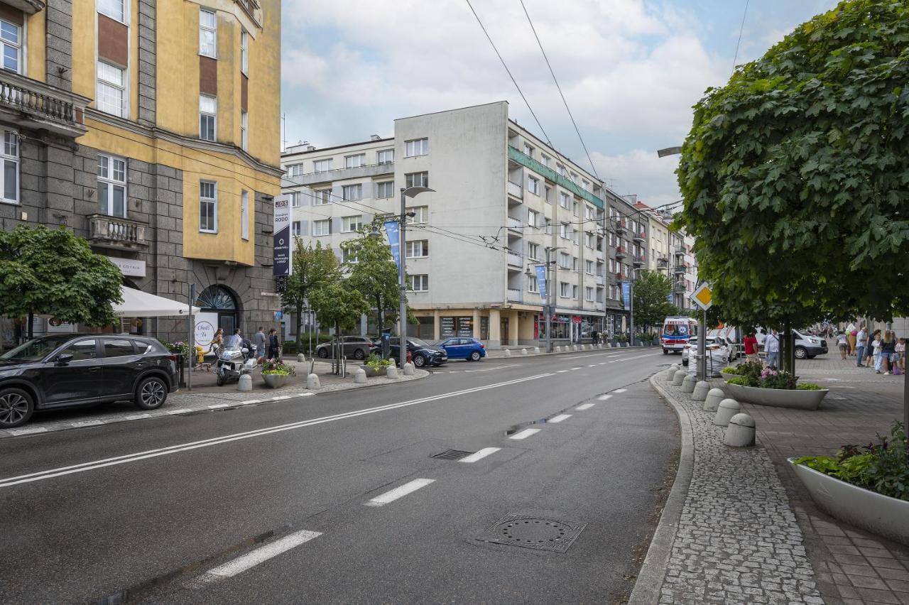 17 Gdynia Centrum - Apartament Mieszkanie Dla 4 Os Kültér fotó